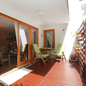 Downtown Garden Isle In Urban Style-free Parking Apartmán